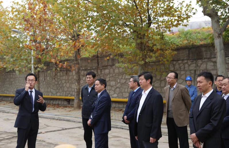 瀝青裝置原料罐區改擴建項目竣工儀式舉行2.png 瀝青裝置原料罐區改擴建項目竣工儀式舉行2.png